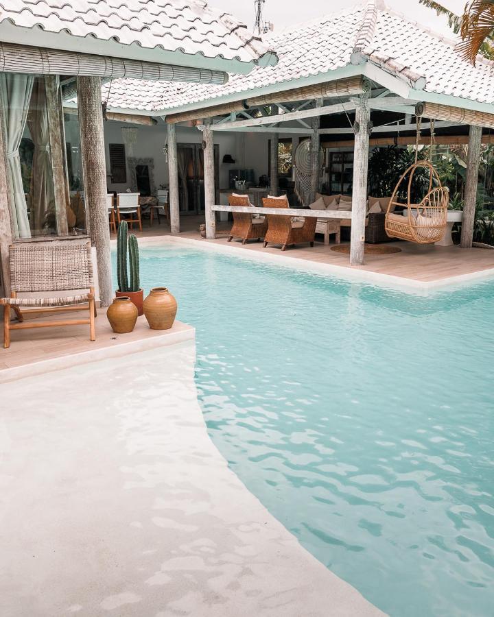 Cocowhite Villa Seminyak Extérieur photo