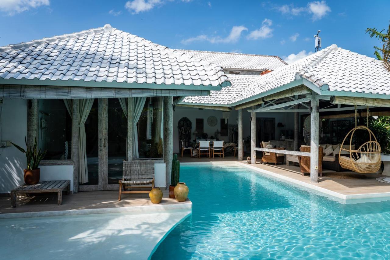 Cocowhite Villa Seminyak Extérieur photo
